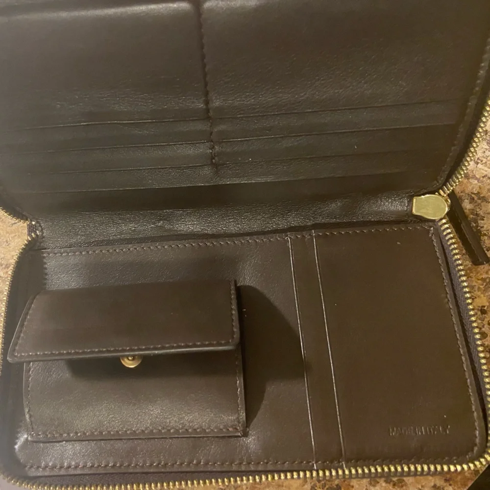 OVO Wallet - Picture 5 of 10